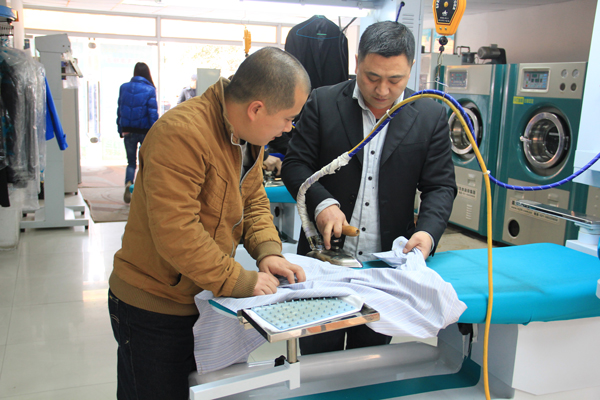 干洗店選址對利潤的影響