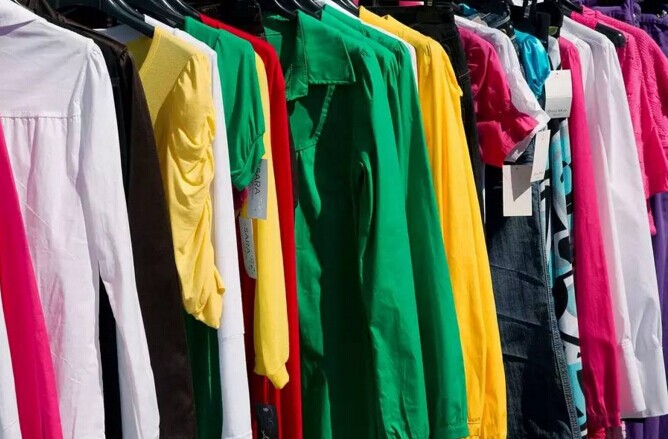 對(duì)于不同材質(zhì)衣服去除色漬的方法