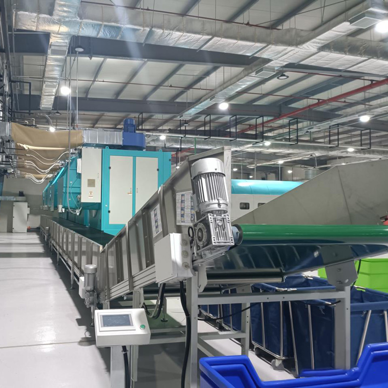 
		隧道式洗衣龍?jiān)谛袠I(yè)中的應(yīng)用
		